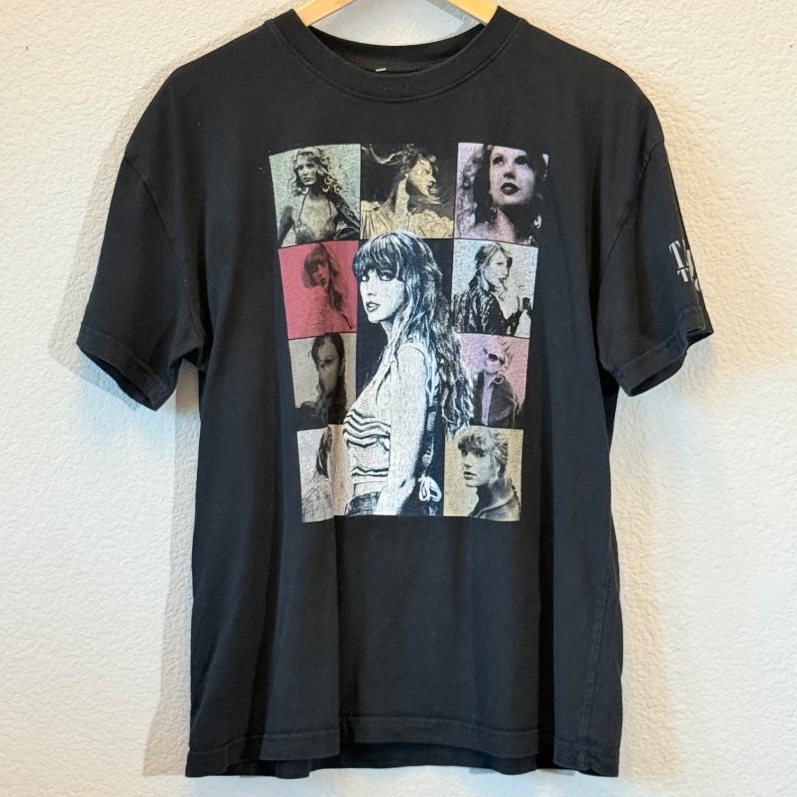 Taylor Swift The Eras Tour 2023 Official Concert Graphic T Shirt Black M Unisex